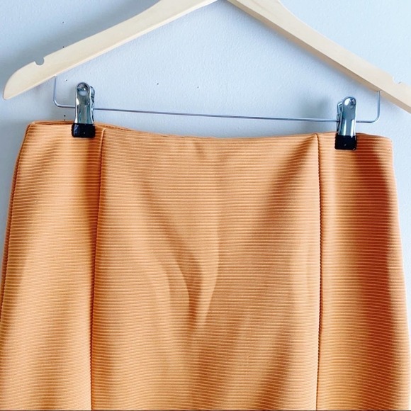 NWT Minkpink Orange Stretch Ribbed Fonda Mini Skirt, Size Medium - Picture 3 of 15